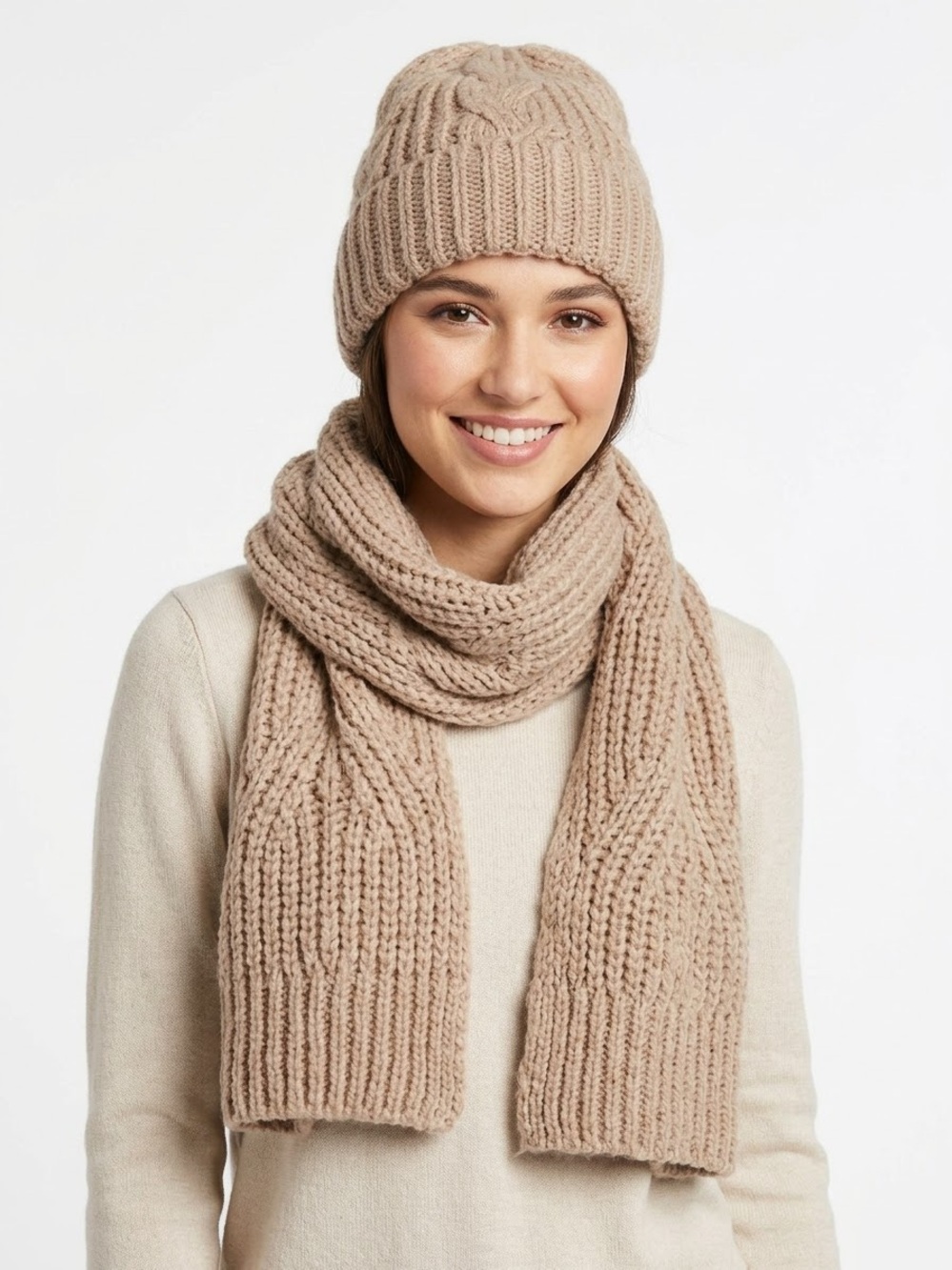Time and Tru New Beanie Women's Winter Hat & Scarf Set